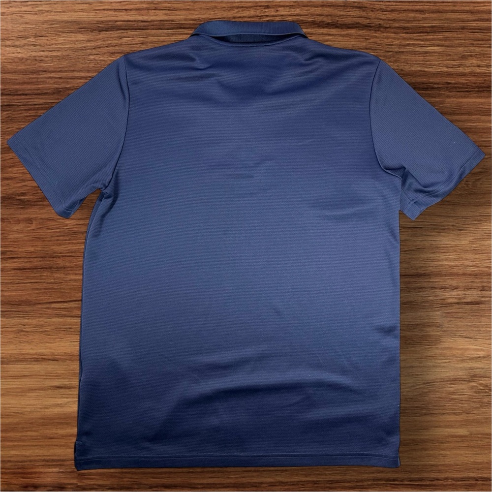 Adidas Men’s 100% Polyester Dark Blue Performance Polo. Medium. - Picture 2 of 11